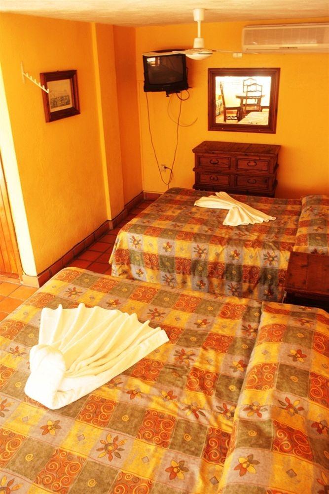 Casa Shaguiba Hotel Crucecita  Ngoại thất bức ảnh