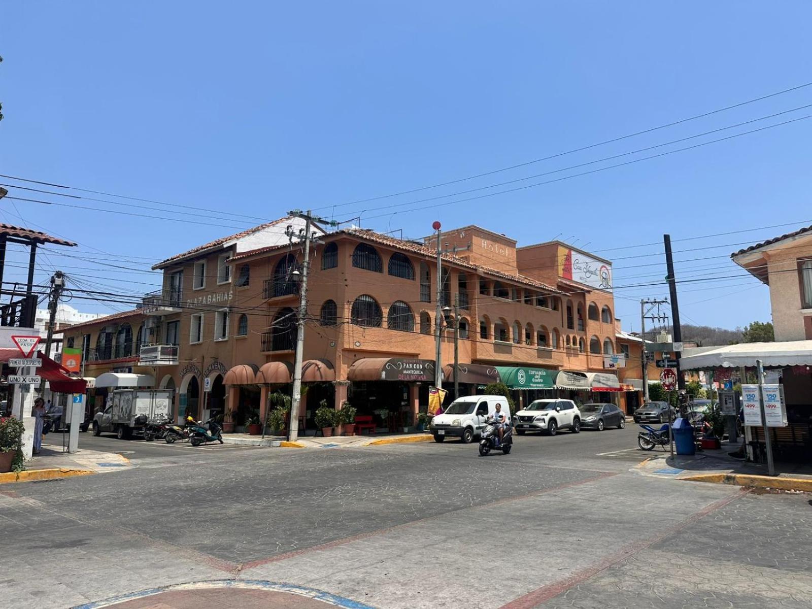 Casa Shaguiba Hotel Crucecita  Ngoại thất bức ảnh