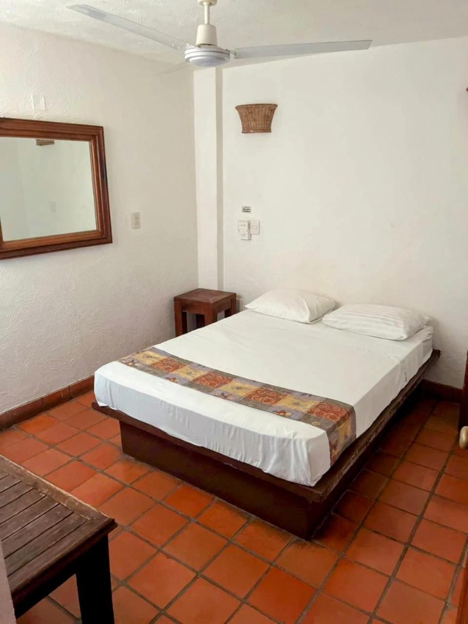 Casa Shaguiba Hotel Crucecita  Ngoại thất bức ảnh