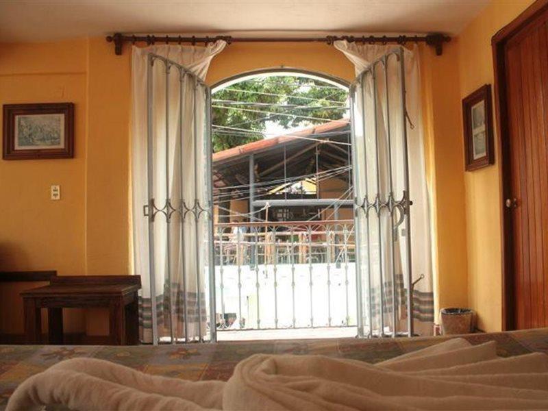 Casa Shaguiba Hotel Crucecita  Ngoại thất bức ảnh