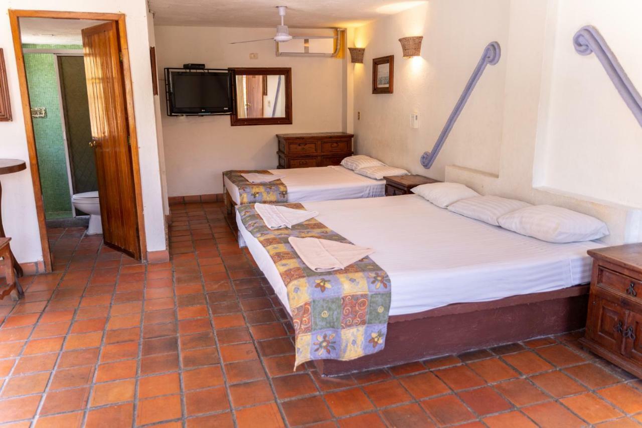 Casa Shaguiba Hotel Crucecita  Ngoại thất bức ảnh
